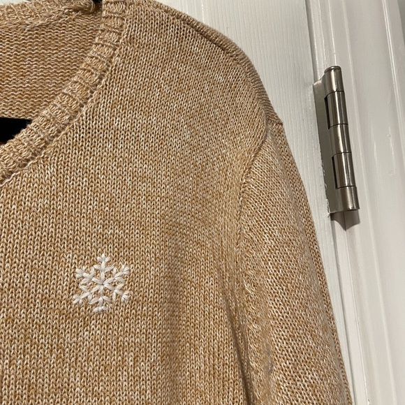 NWT Serengeti Size 2X Tan White Embroidered Snowflake Pine Tree Knit Tunic Top - Picture 4 of 12